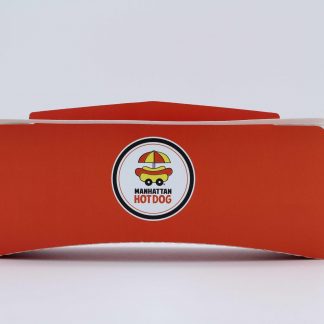 Découvrez notre Emballage Premium Manhattan Hot Dog ! Ce nouvel emballage conçu spécifiquement pour le maintien au chaud de vos HotDogs !